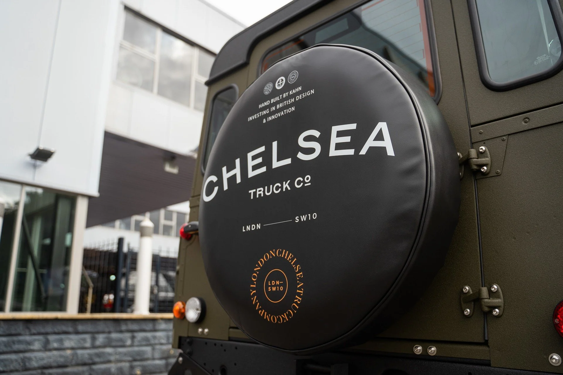 Land Rover Defender (1991-2016) Chelsea Truck Company Spare Wheel Cover - Image 3