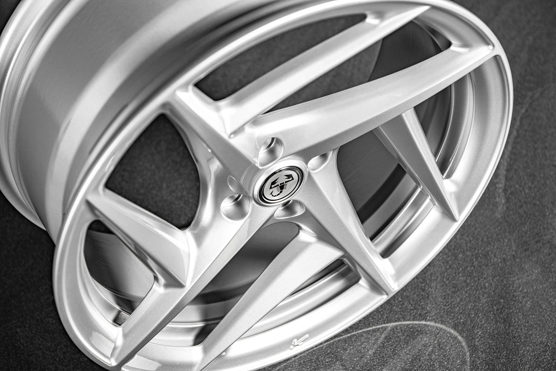 Fiat 500E (2020 Onwards) Type 52 Alloy Wheels - Image 28