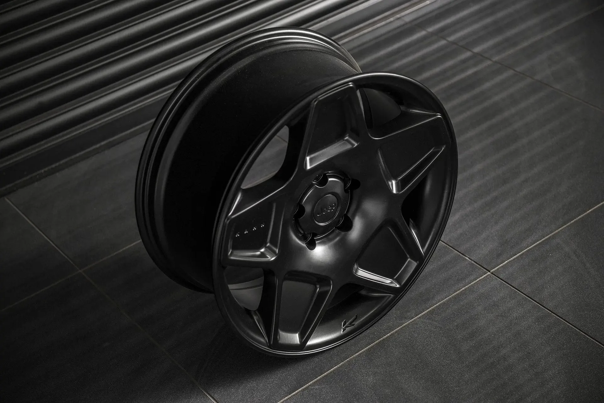 Jeep Wrangler JL (2018 Onwards) RS-Forged Alloy Wheels - Mondial Retro - Image 9