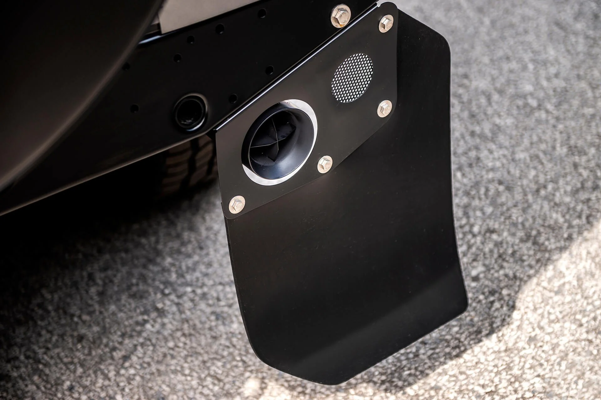 Land Rover Defender 110 (1991-2016) Crosshair Exhaust System - Image 6