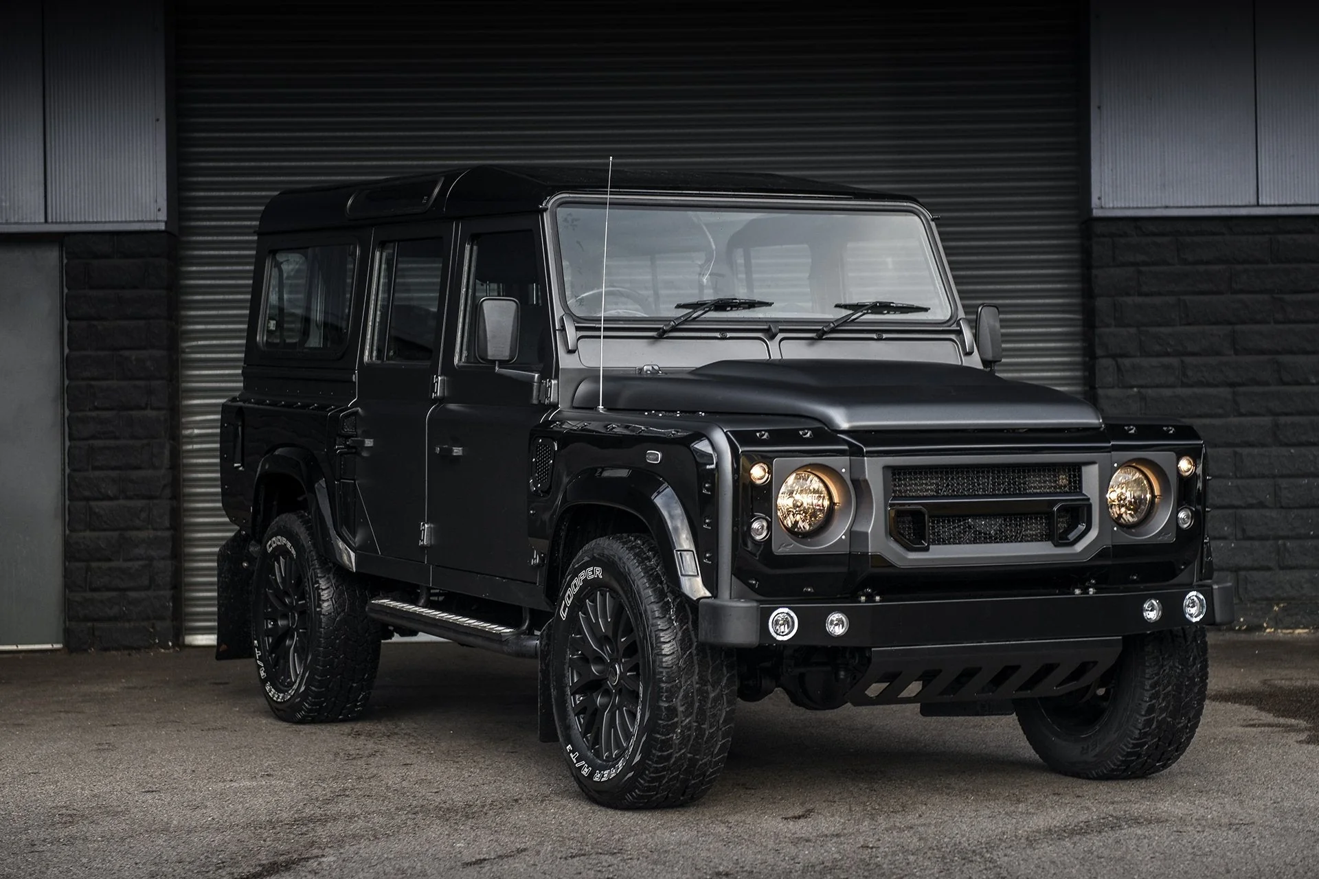 Land Rover Defender (1991-2016) Alloy Wheels - 1983 - Image 12