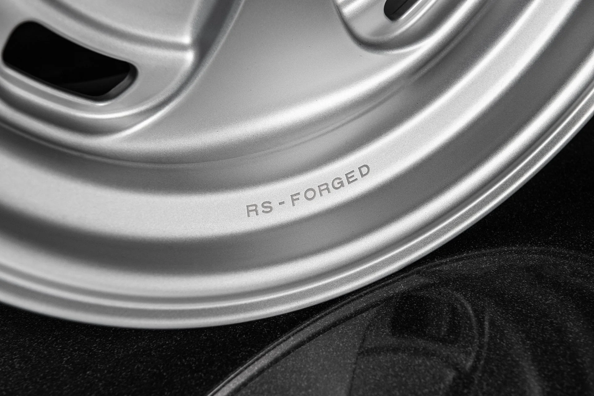 Land Rover Defender (1991-2016) RS-Forged Alloy Wheels - Rostyle Inspired - Image 6