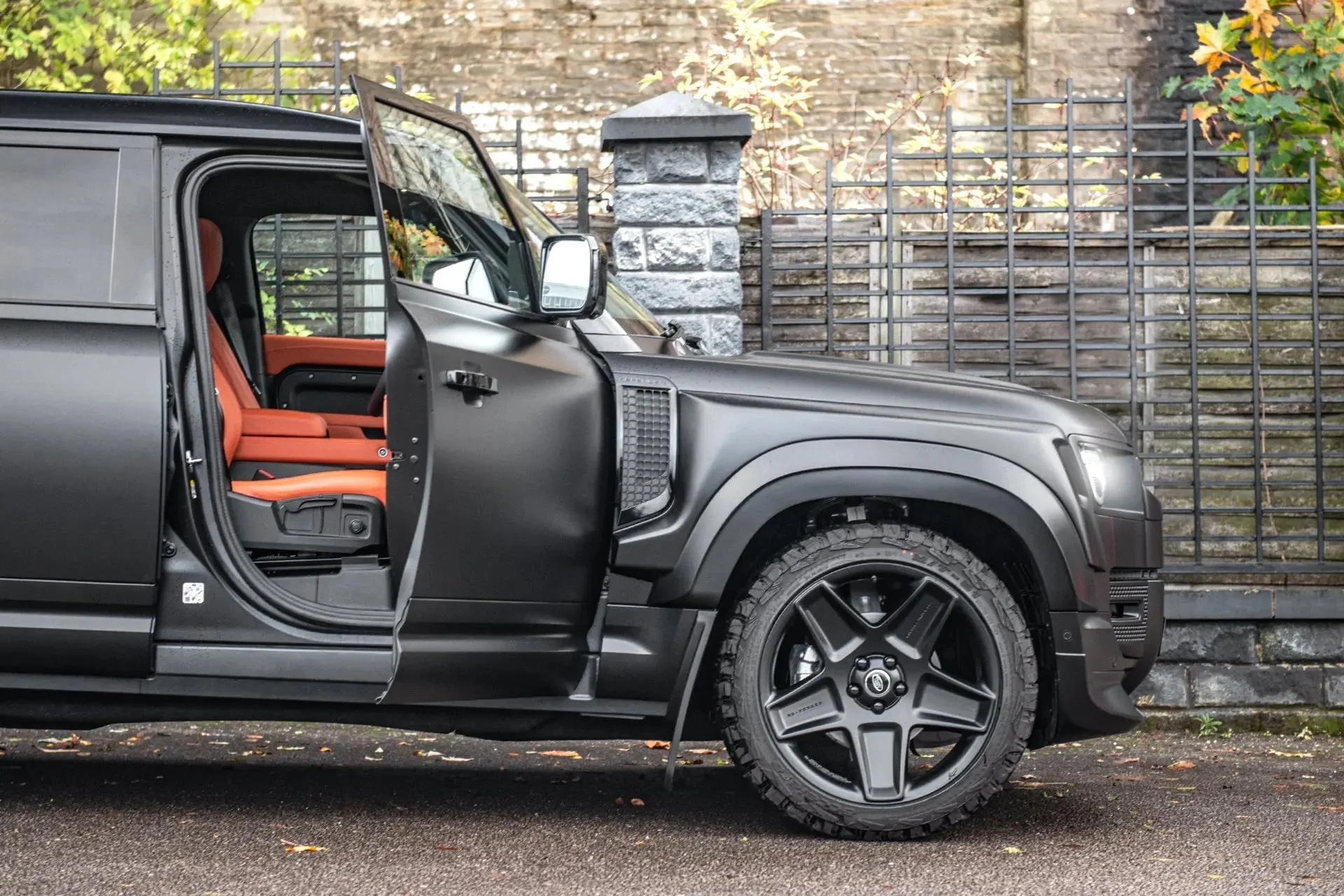 Land Rover Defender (2020 Onwards) RS-Forged Alloy Wheels - Mondial Retro - Image 16