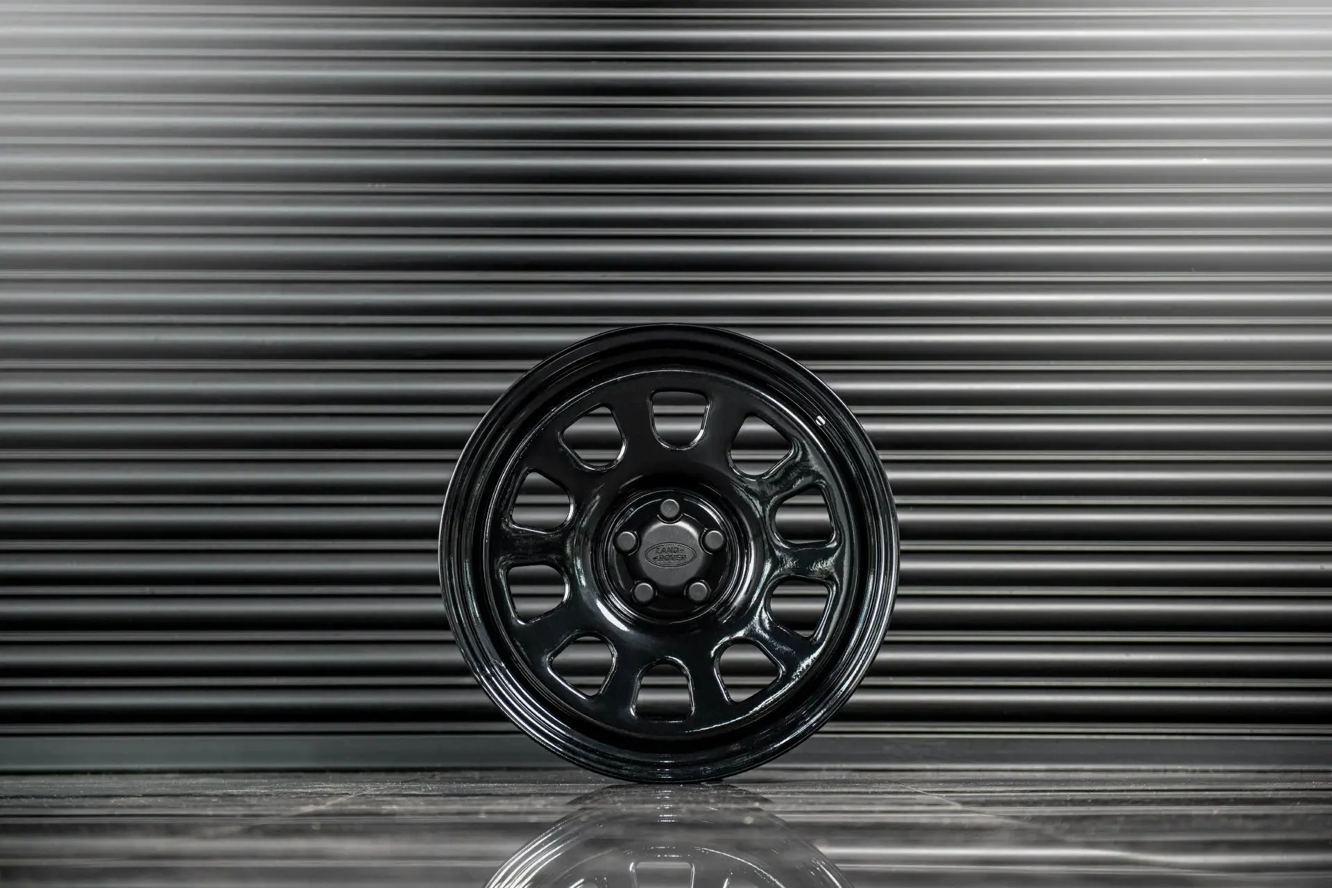 Land Rover Defender (2020 Onwards) Steel Wheels - Overland - Image 15