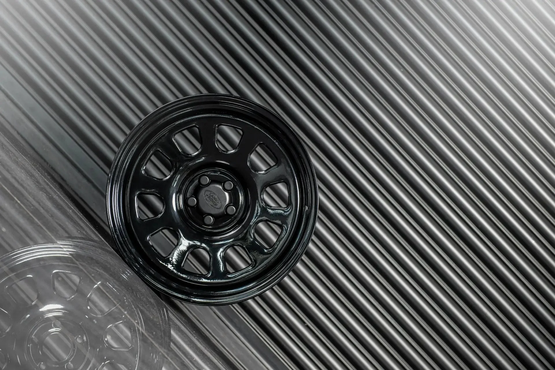 Land Rover Defender (2020 Onwards) Steel Wheels - Overland - Image 16