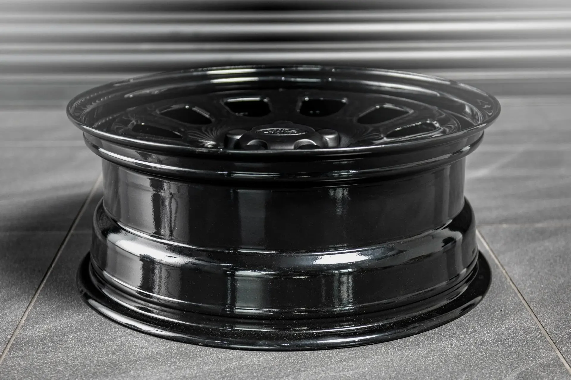 Land Rover Defender (2020 Onwards) Steel Wheels - Overland - Image 19