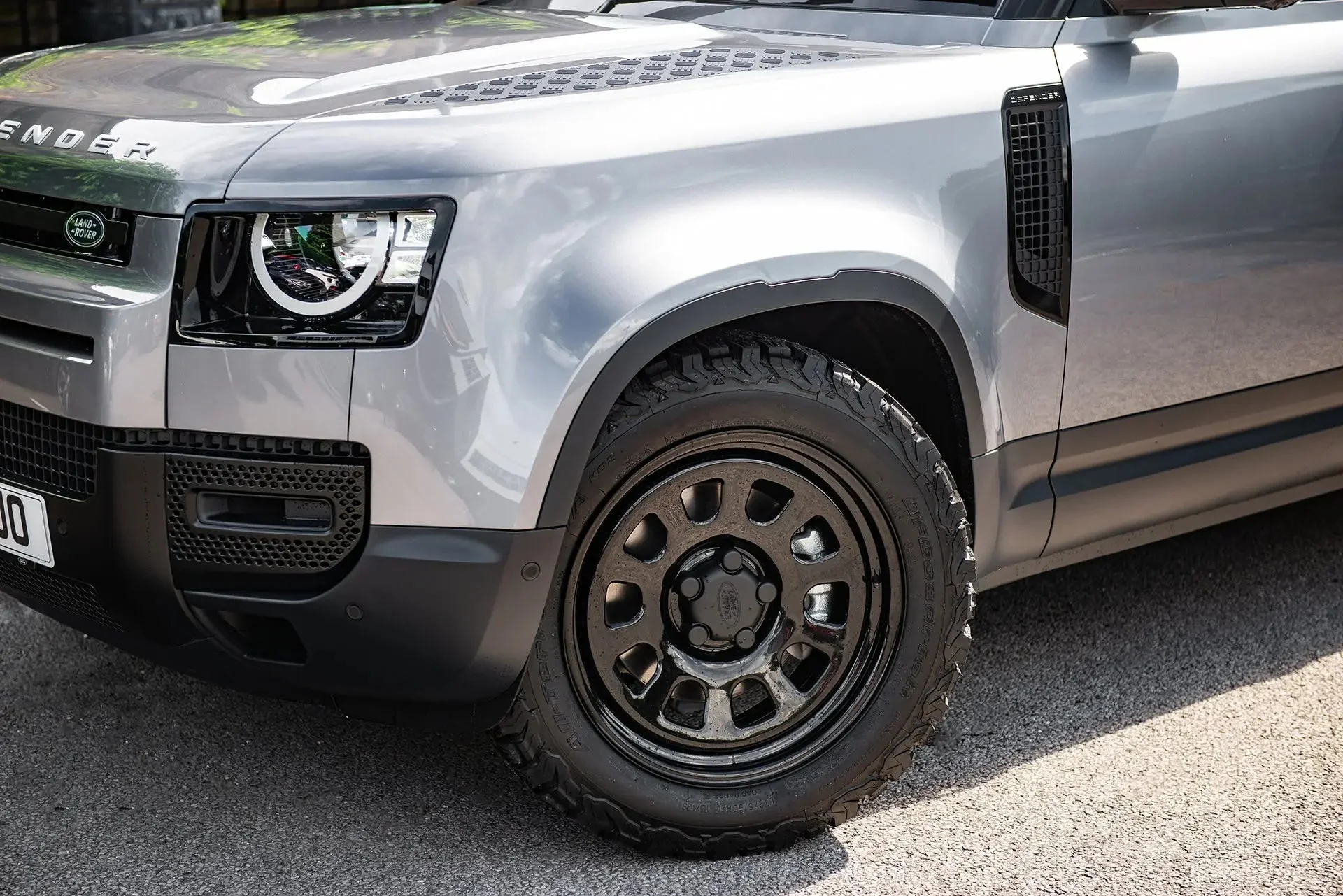 Land Rover Defender (2020 Onwards) Steel Wheels - Overland - Image 9