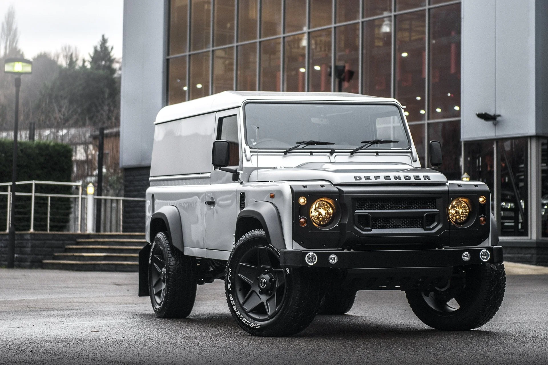 Land Rover Defender (1991-2016) RS-Forged Alloy Wheels - Mondial Retro - Image 13
