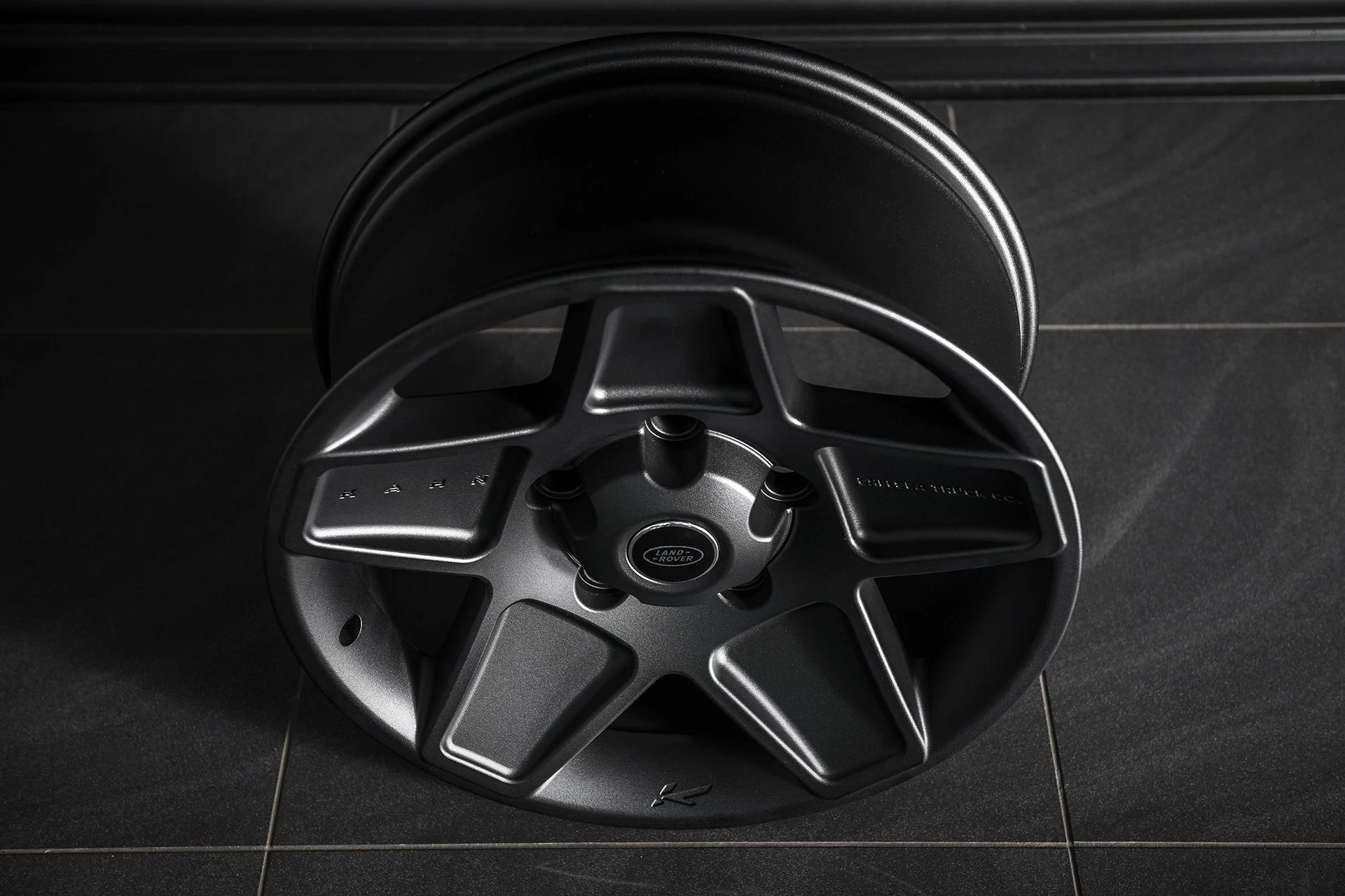 Land Rover Defender (1991-2016) RS-Forged Alloy Wheels - Mondial Retro - Image 5