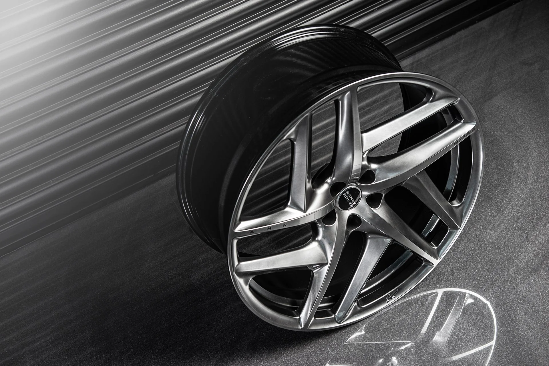 Land Rover Discovery (2017 Onwards) Type 52 RS-Forged Alloy Wheels - Image 4