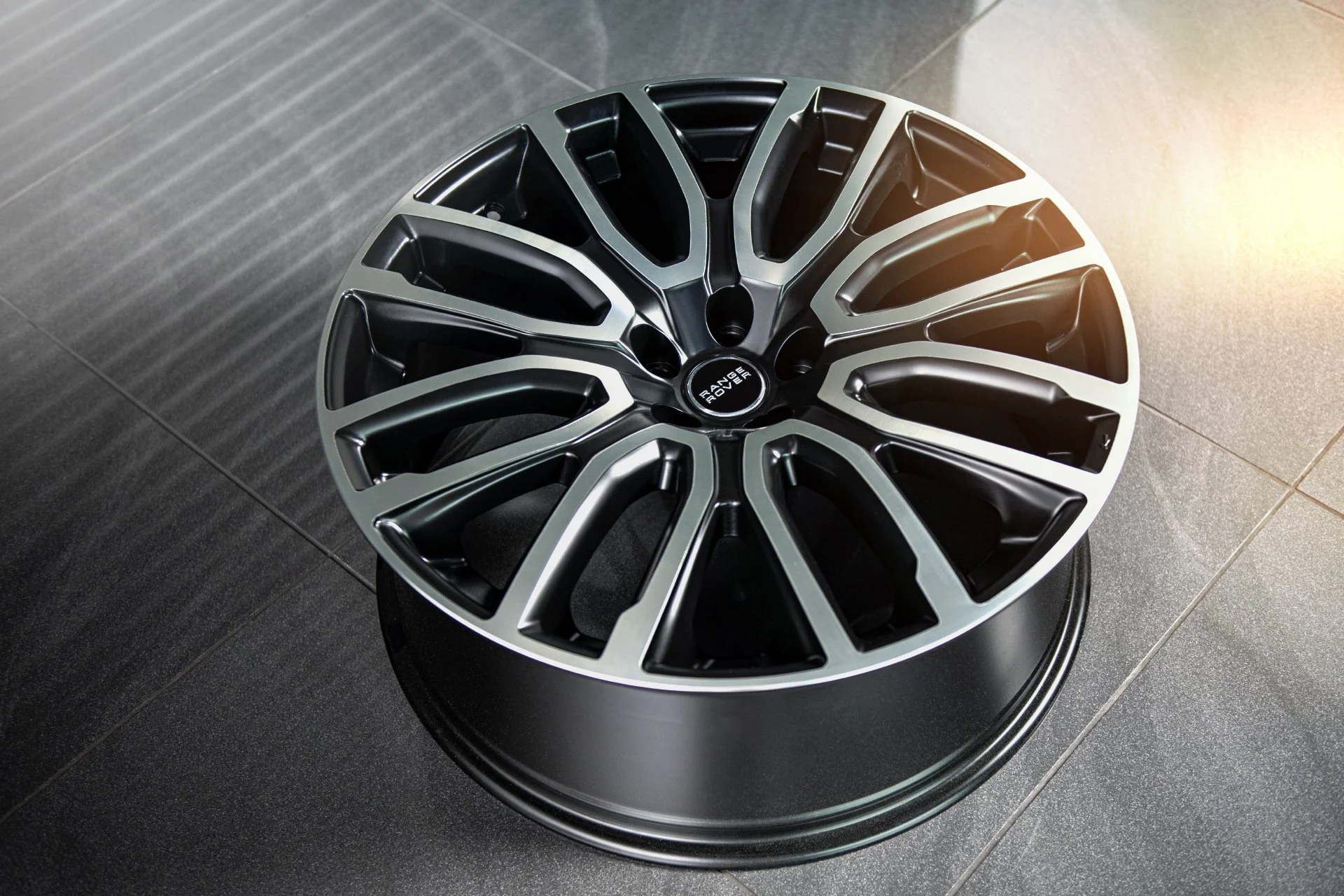 Range Rover Sport (2013-2018) Pace Car Light Alloy Wheels - Image 7
