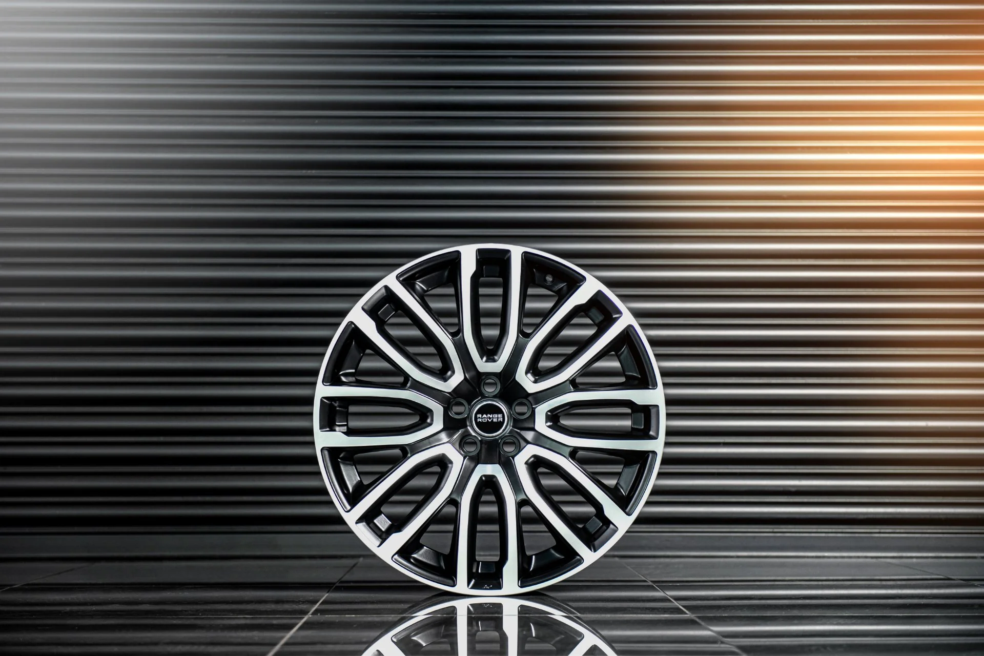 Range Rover Sport SVR (2018 Onwards) Pace Car Light Alloy Wheels - Image 15