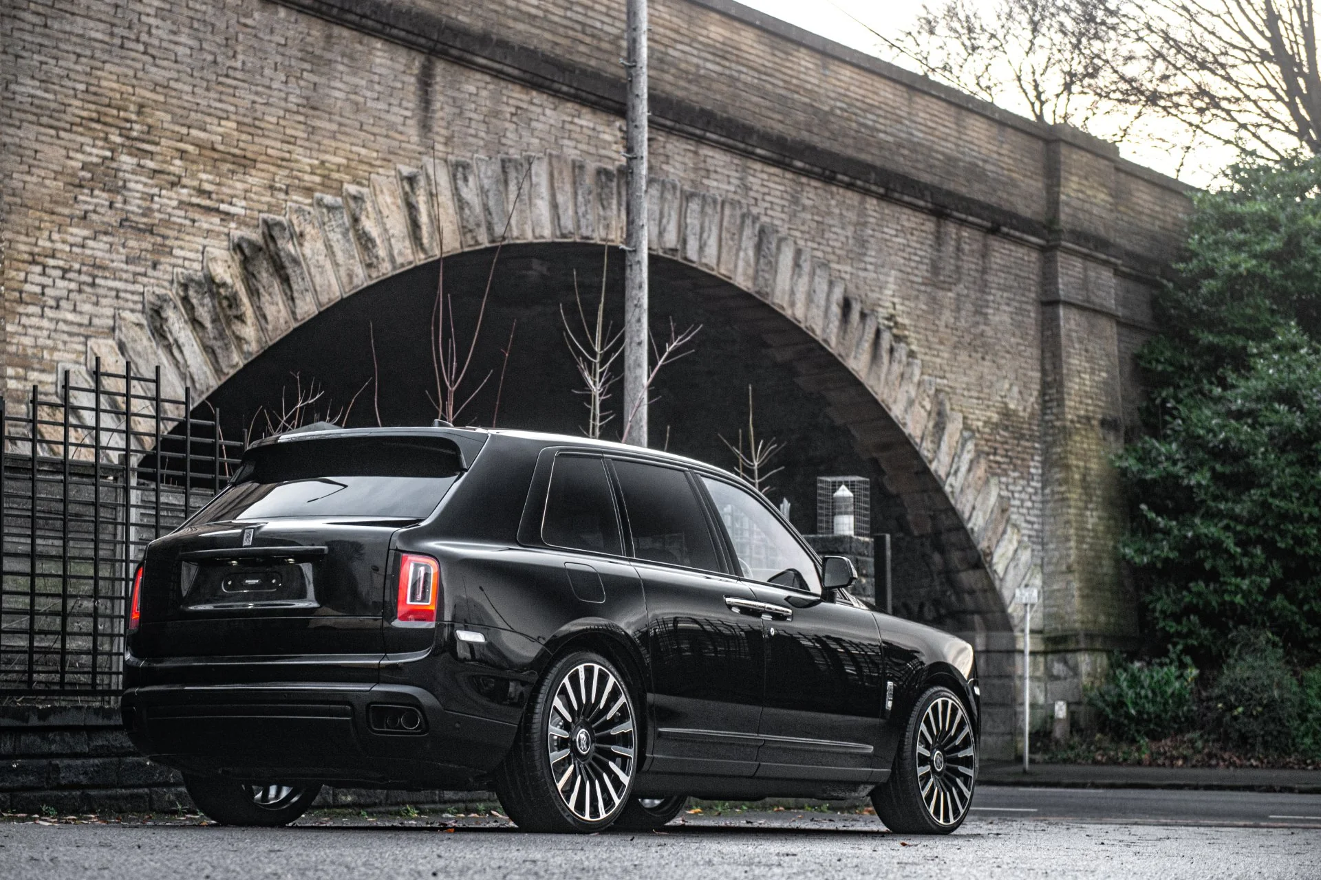 Type 61 Forged Lightweight Alloy Wheels Suitable For Rolls Royce Cullinan (2018 Onwards) - Image 18