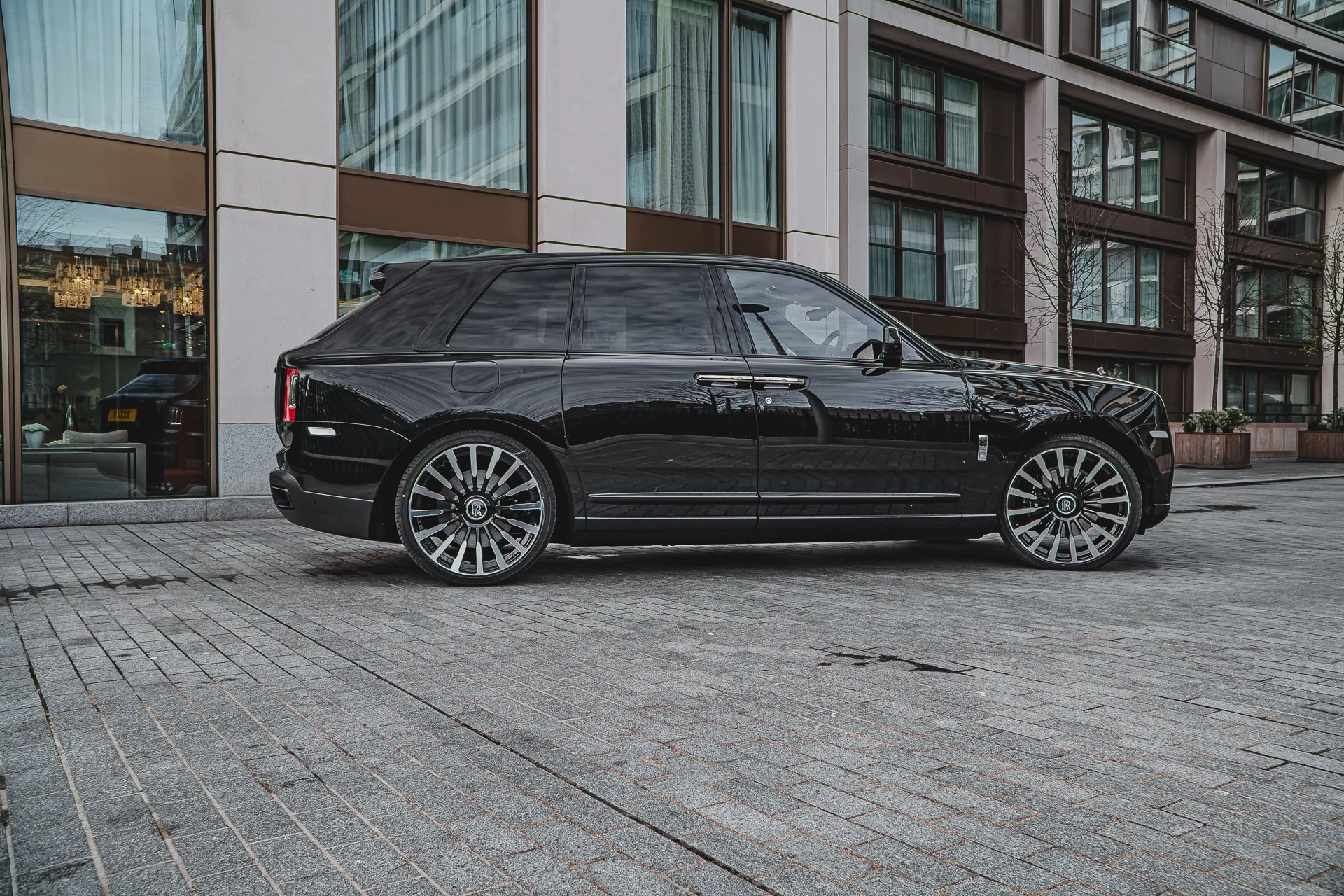 Type 61 Forged Lightweight Alloy Wheels Suitable For Rolls Royce Cullinan (2018 Onwards) - Image 21