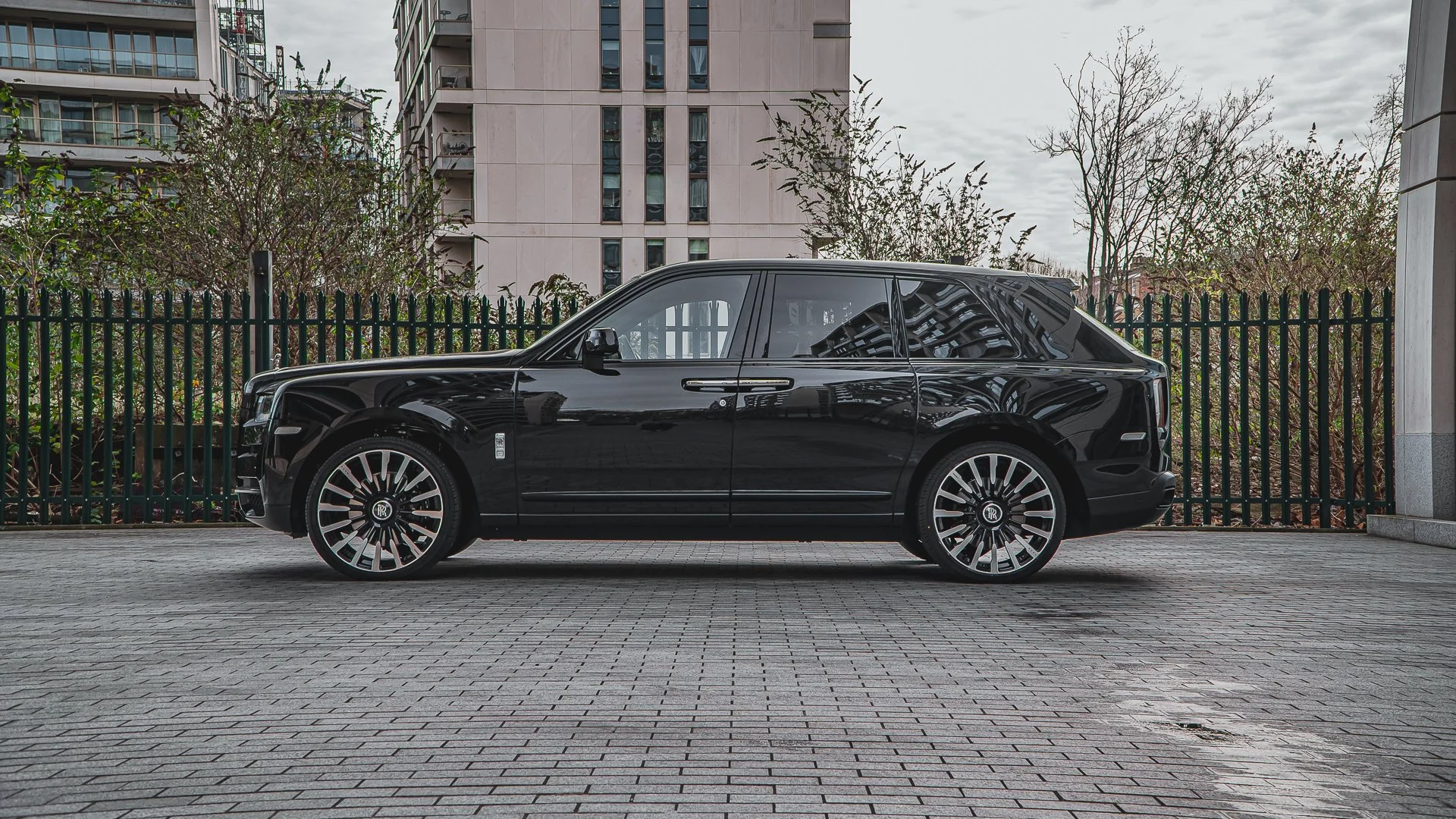 Type 61 Forged Lightweight Alloy Wheels Suitable For Rolls Royce Cullinan (2018 Onwards) - Image 22