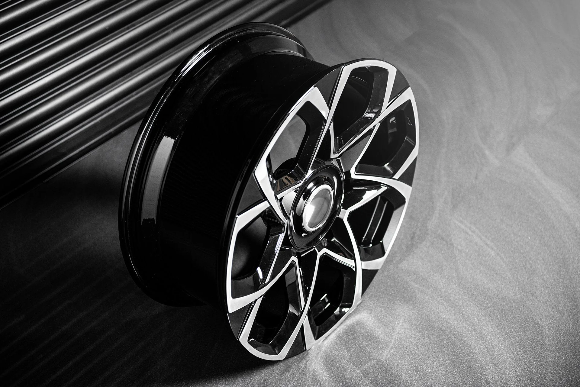 Type 55 Forged Lightweight Alloy Wheels Suitable for Rolls Royce Cullinan (2018 Onwards) - Image 3
