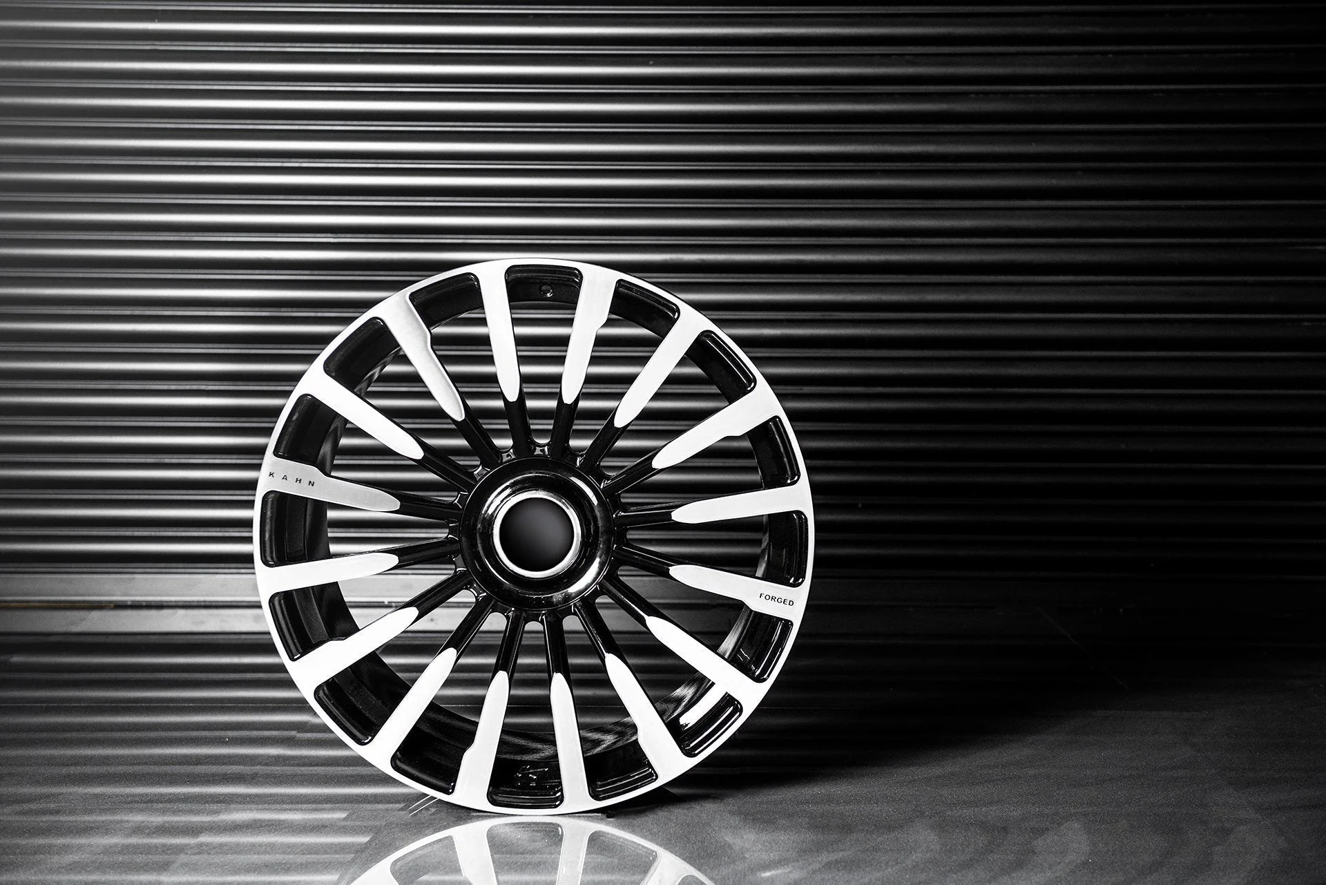 Type 61 Forged Lightweight Alloy Wheels Suitable For Rolls Royce Cullinan (2018 Onwards) - Image 9
